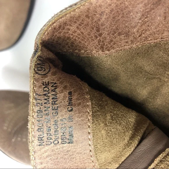 Not Rated Tan Ankle Boots with Bow and Studs/ brand new - Picture 5 of 8